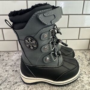 Totes Diamond toddler snow boots!
